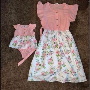 Mum and baby matching outfits like new only worn once for photos. Mum size M-L